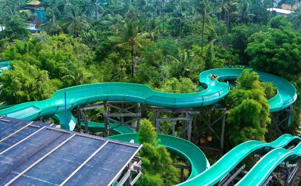 อัล-อิชา ธรรมศาลา Hotel กูตา ภายนอก รูปภาพ