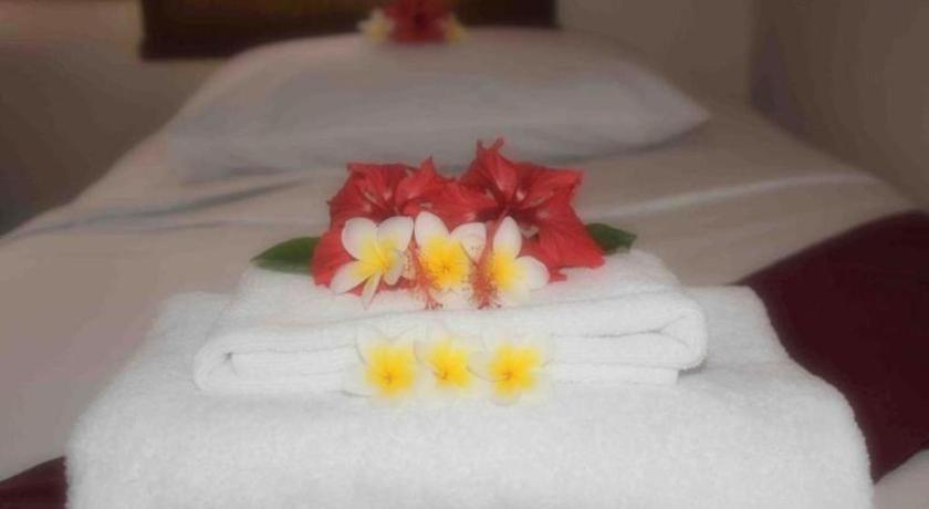อัล-อิชา ธรรมศาลา Hotel กูตา ภายนอก รูปภาพ