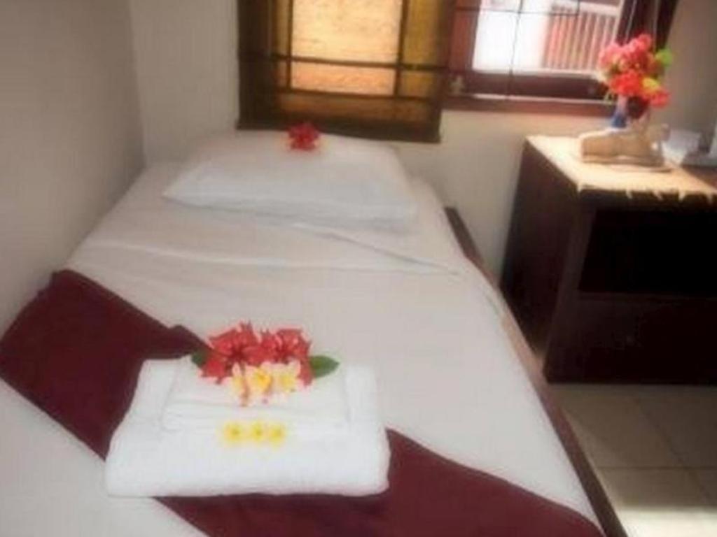 อัล-อิชา ธรรมศาลา Hotel กูตา ภายนอก รูปภาพ
